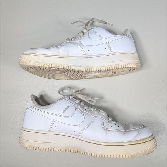 Nike Air Force 1 Low Shoes Mens 11 White Leather Sneakers Classic 315122-111 AF1 - Picture 3 of 7